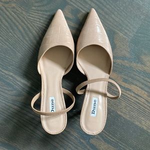 Nude leather crocodile heels size 10/41